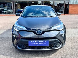 Toyota C-HR DESIGN 5