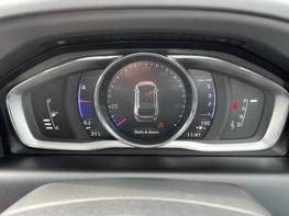 Volvo XC60 D5 R-DESIGN NAV AWD 22