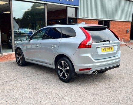 Volvo XC60 D5 R-DESIGN NAV AWD 9