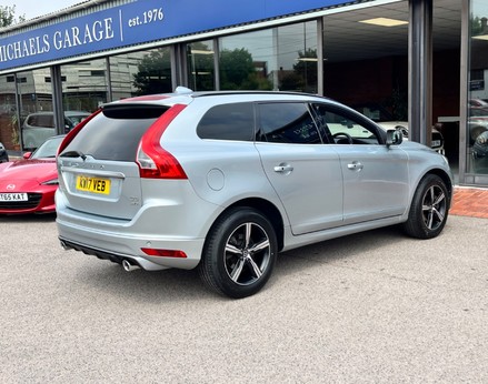 Volvo XC60 D5 R-DESIGN NAV AWD 8