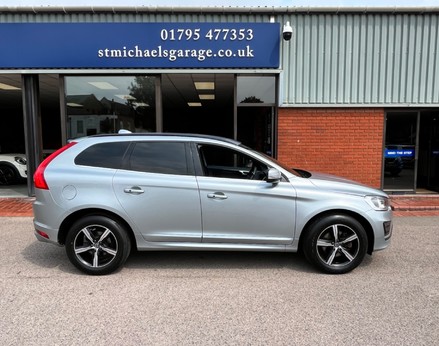 Volvo XC60 D5 R-DESIGN NAV AWD 10