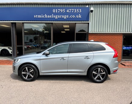 Volvo XC60 D5 R-DESIGN NAV AWD 11