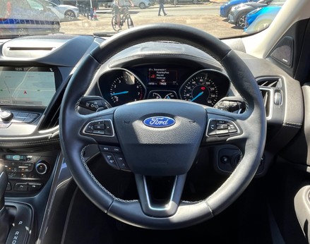 Ford Kuga VIGNALE 20