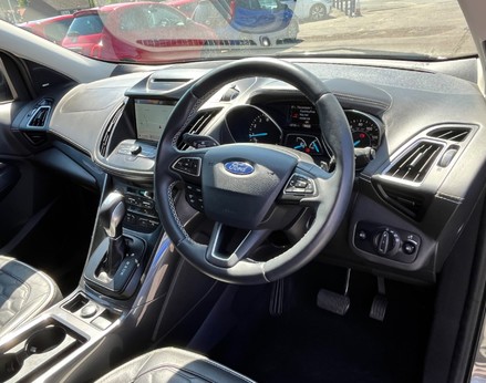 Ford Kuga VIGNALE 18