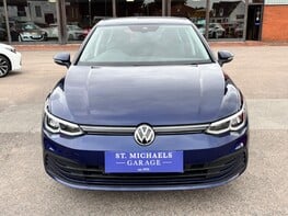 Volkswagen Golf LIFE TSI 5