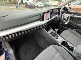 Volkswagen Golf LIFE TSI 17