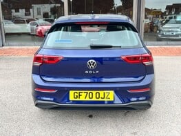 Volkswagen Golf LIFE TSI 6