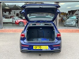 Volkswagen Golf LIFE TSI 67