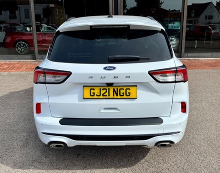 Ford Kuga ST-LINE EDITION 6