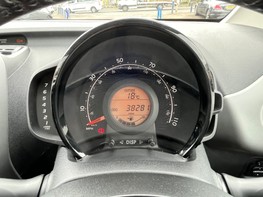 Toyota Aygo VVT-I X-TREND 21