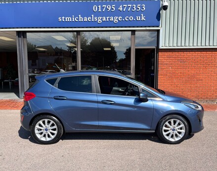 Ford Fiesta TITANIUM 10