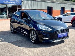 Ford Fiesta ST-LINE EDITION 4