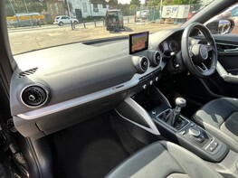 Audi Q2 TFSI S LINE 17