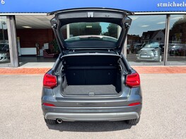 Audi Q2 TFSI S LINE 64