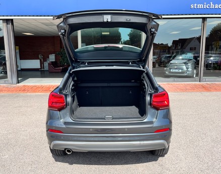 Audi Q2 TFSI S LINE 64