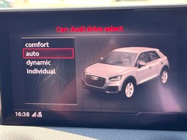 Audi Q2 TFSI S LINE 42