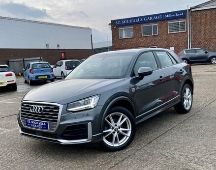 Audi Q2 TFSI S LINE 1