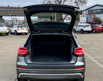 Audi Q2 TFSI S LINE 61