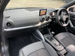 Audi Q2 TFSI S LINE 26