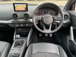 Audi Q2 TFSI S LINE 18