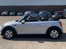 Mini Convertible COOPER 11