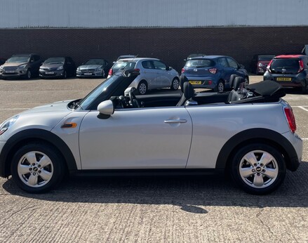 Mini Convertible COOPER 11