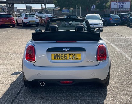 Mini Convertible COOPER 6