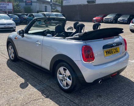 Mini Convertible COOPER 9