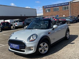 Mini Convertible COOPER 1