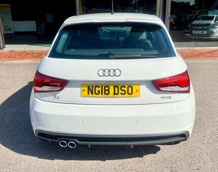 Audi A1 SPORTBACK TFSI S LINE NAV 6