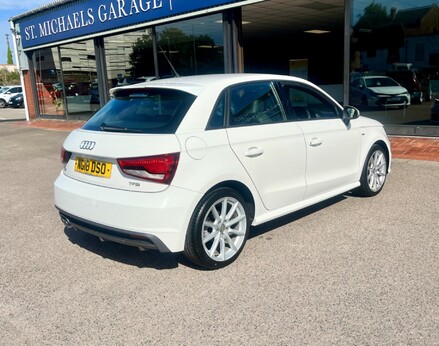 Audi A1 SPORTBACK TFSI S LINE NAV 8