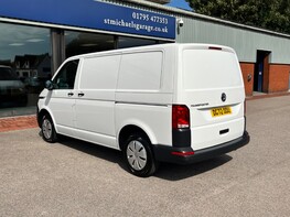 Volkswagen Transporter T28 TDI P/V STARTLINE 9