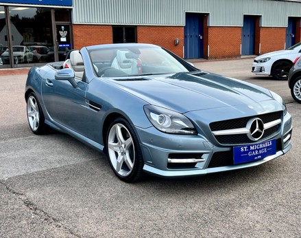 Mercedes-Benz SLK SLK200 BLUEEFFICIENCY AMG SPORT 4