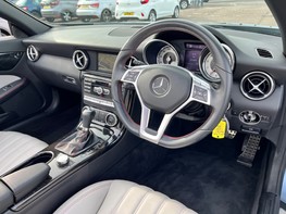 Mercedes-Benz SLK SLK200 BLUEEFFICIENCY AMG SPORT 23