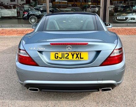 Mercedes-Benz SLK SLK200 BLUEEFFICIENCY AMG SPORT 63