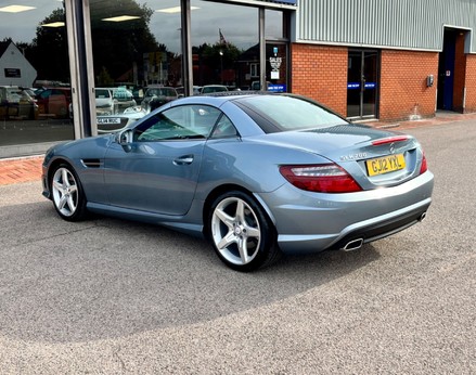 Mercedes-Benz SLK SLK200 BLUEEFFICIENCY AMG SPORT 10