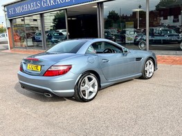 Mercedes-Benz SLK SLK200 BLUEEFFICIENCY AMG SPORT 9