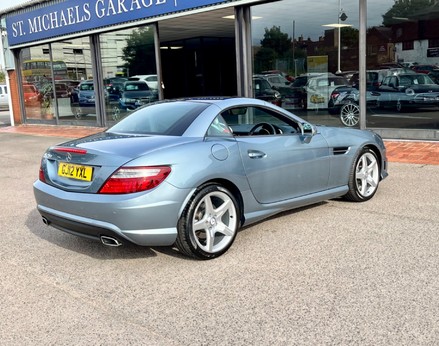 Mercedes-Benz SLK SLK200 BLUEEFFICIENCY AMG SPORT 9