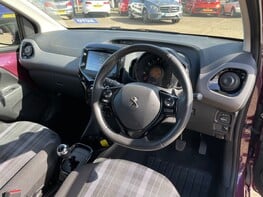 Peugeot 108 ALLURE 17