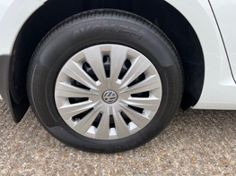 Volkswagen Golf S TDI BLUEMOTION TECHNOLOGY 14