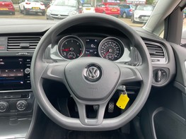 Volkswagen Golf S TDI BLUEMOTION TECHNOLOGY 19