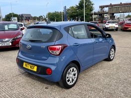 Hyundai i10 SE 8