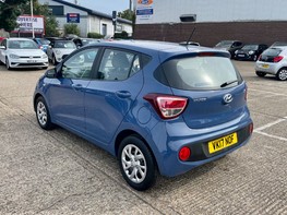 Hyundai i10 SE 9