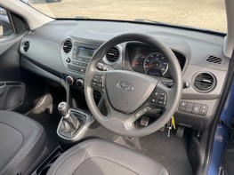 Hyundai i10 SE 17