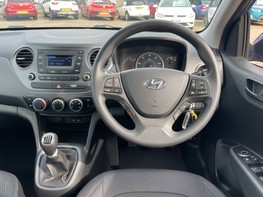 Hyundai i10 SE 18