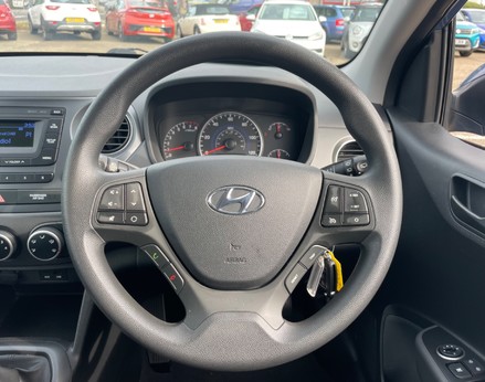 Hyundai i10 SE 19