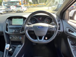 Ford Focus ST-LINE TDCI 19