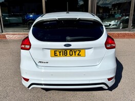 Ford Focus ST-LINE TDCI 6