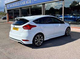 Ford Focus ST-LINE TDCI 8