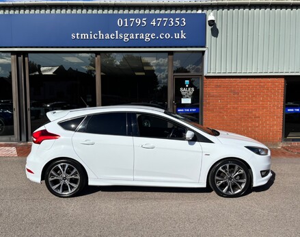 Ford Focus ST-LINE TDCI 10